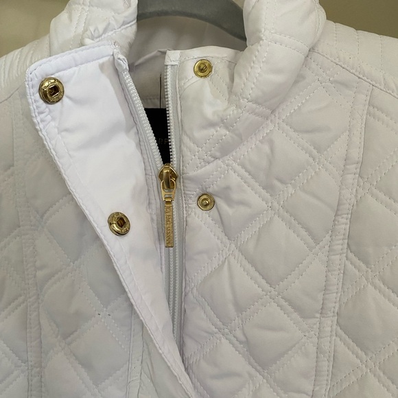 Never worn fleeced line quilted vest. - Picture 3 of 6